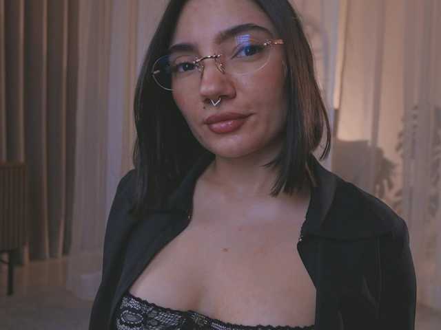 AmyArmstrong live cam on BongaCams