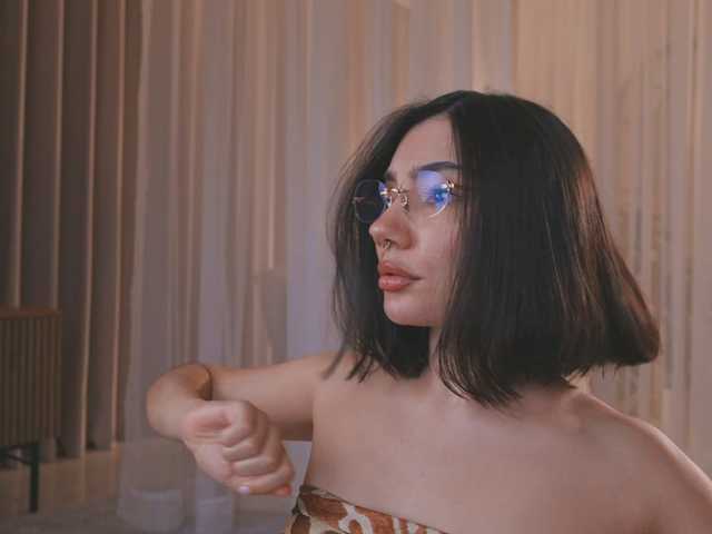 AmyArmstrong live cam on BongaCams