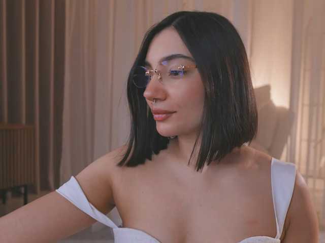 AmyArmstrong live cam on BongaCams