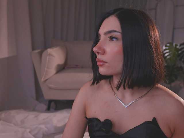 AmyArmstrong's BongaCams show and profile