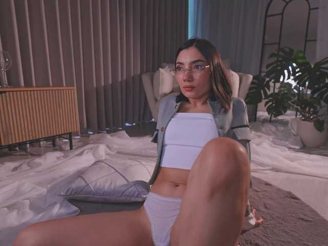 AmyArmstrong live cam on BongaCams