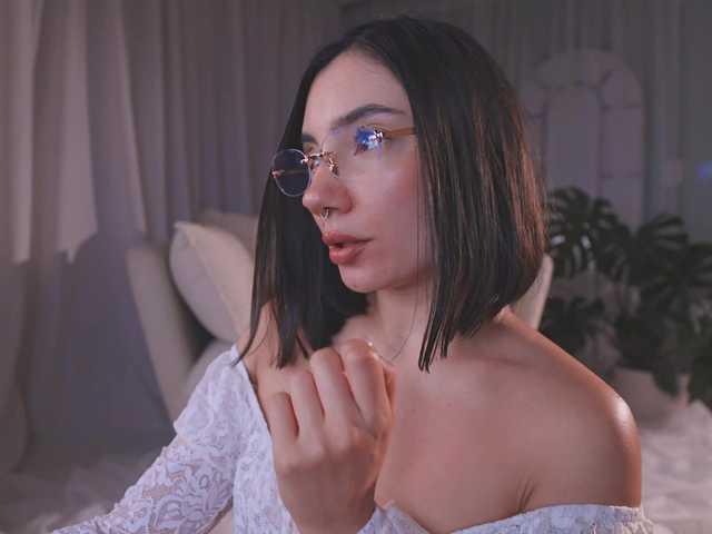 AmyArmstrong live cam on BongaCams