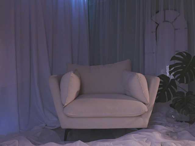 AmyArmstrong live cam on BongaCams
