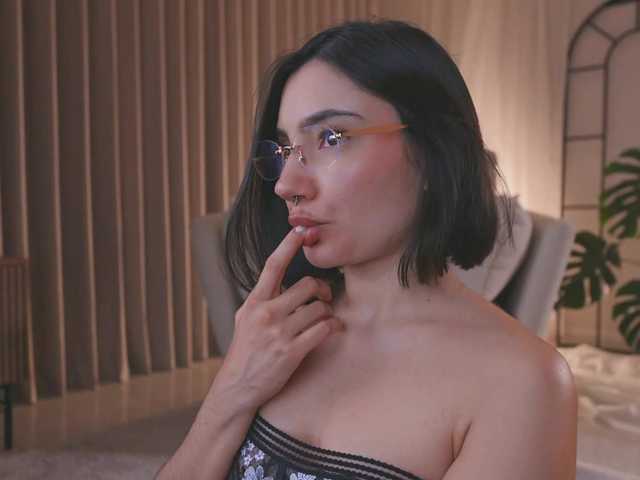 AmyArmstrong live cam on BongaCams