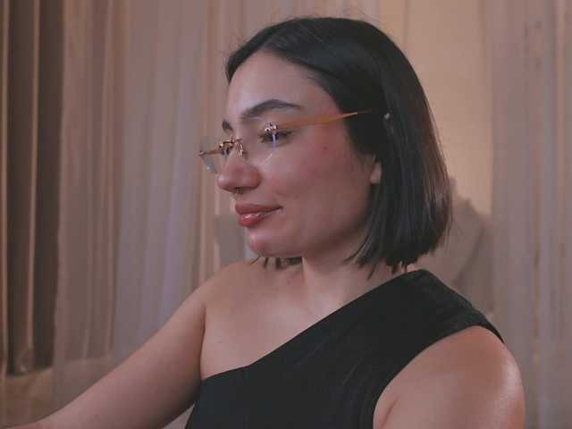 AmyArmstrong live cam on BongaCams