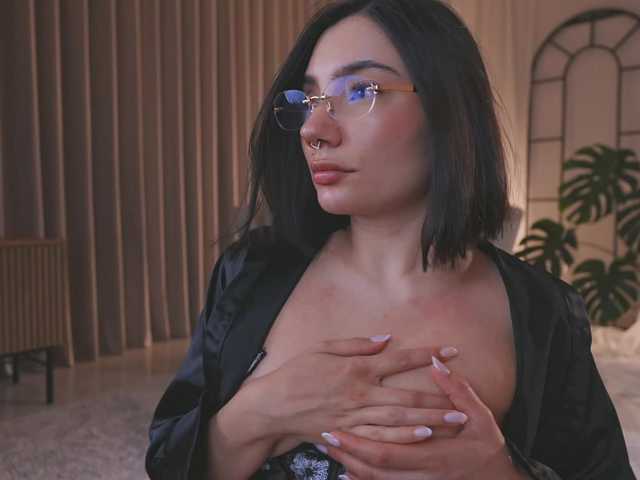 AmyArmstrong live cam on BongaCams