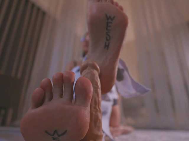 AmyArmstrong live cam on BongaCams