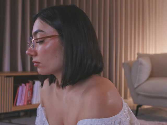 AmyArmstrong live cam on BongaCams