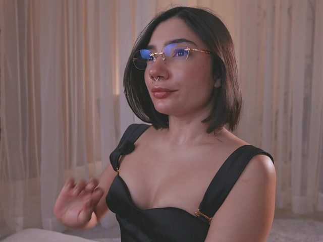 AmyArmstrong live cam on BongaCams