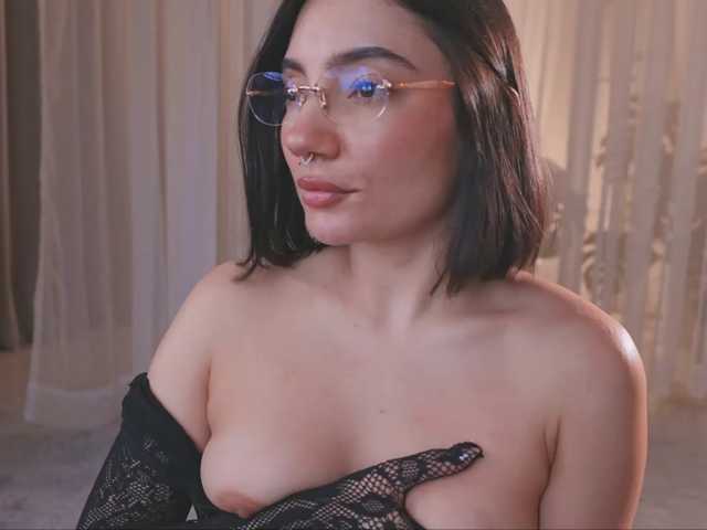 AmyArmstrong live cam on BongaCams