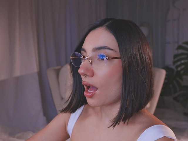 AmyArmstrong live cam on BongaCams