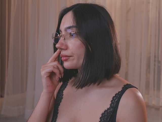 AmyArmstrong live cam on BongaCams