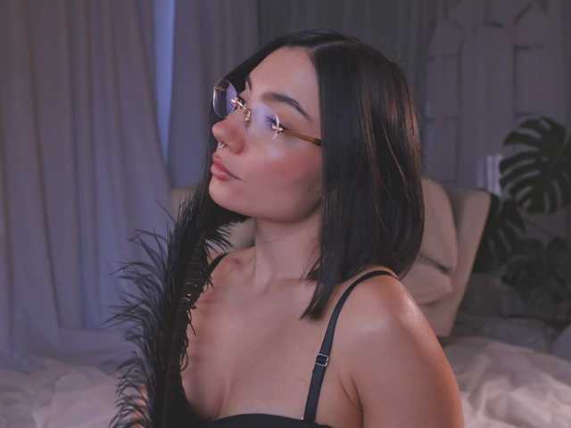 AmyArmstrong live cam on BongaCams