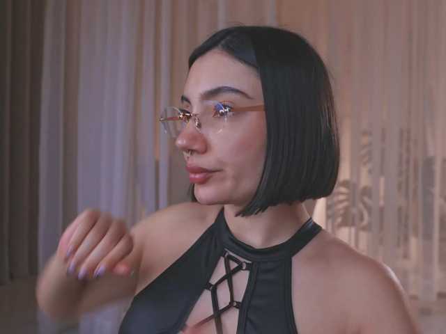 AmyArmstrong live cam on BongaCams