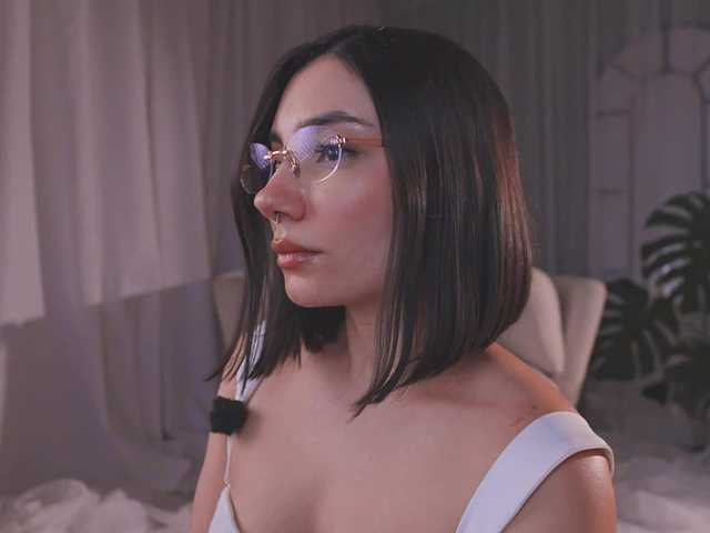 AmyArmstrong live cam on BongaCams