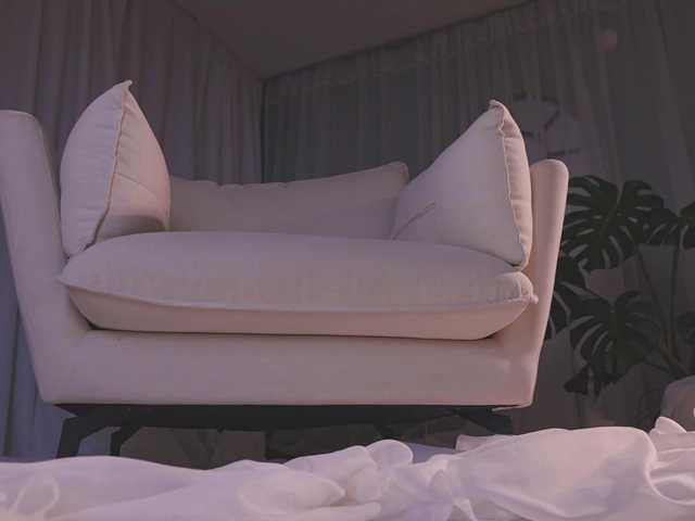 AmyArmstrong live cam on BongaCams