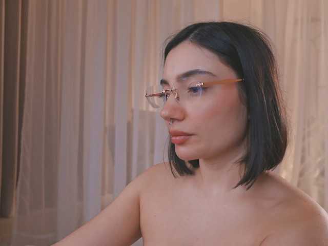 AmyArmstrong live cam on BongaCams