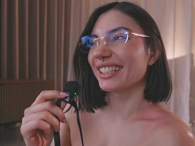 AmyArmstrong live cam on BongaCams