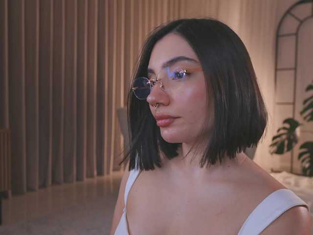 AmyArmstrong live cam on BongaCams