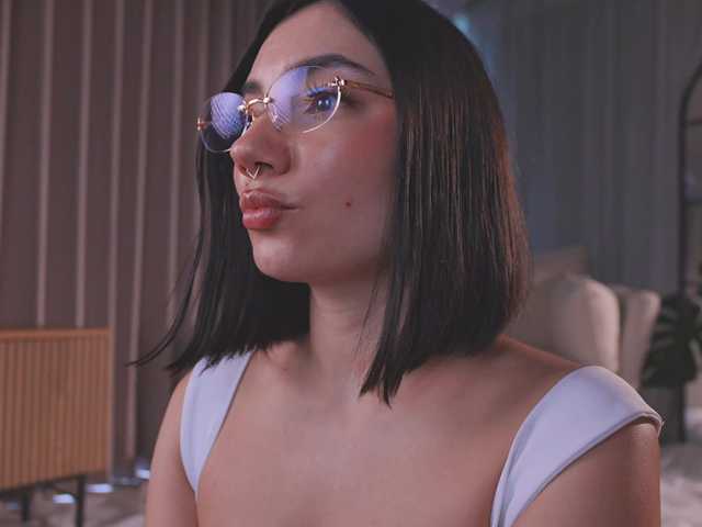 AmyArmstrong live cam on BongaCams