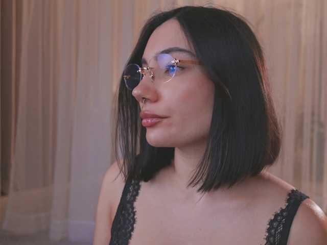 AmyArmstrong live cam on BongaCams