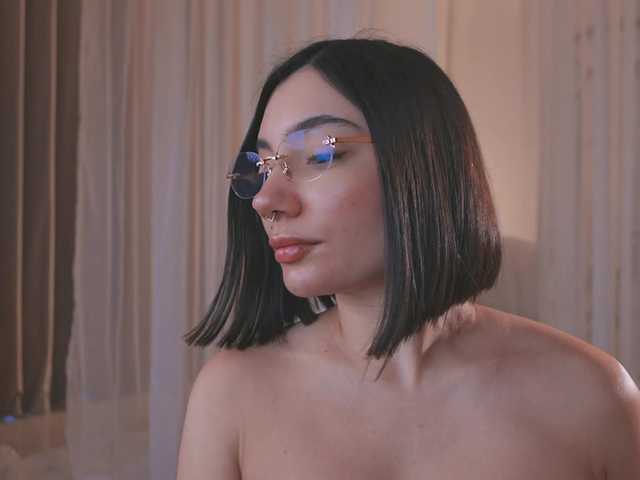 AmyArmstrong live cam on BongaCams