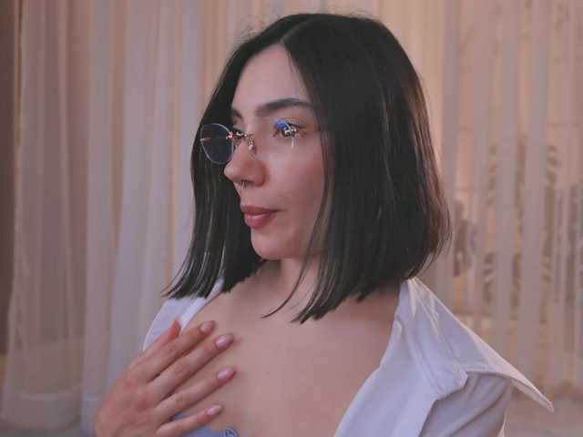 AmyArmstrong live cam on BongaCams