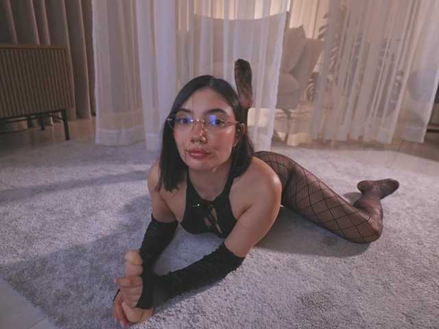 AmyArmstrong live cam on BongaCams
