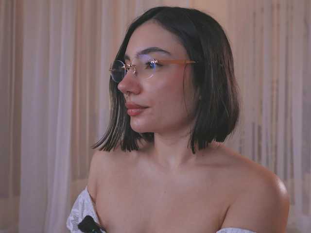 AmyArmstrong live cam on BongaCams