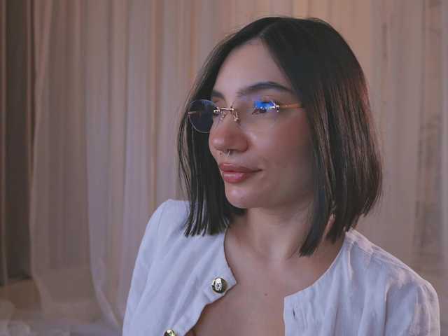 AmyArmstrong live cam on BongaCams