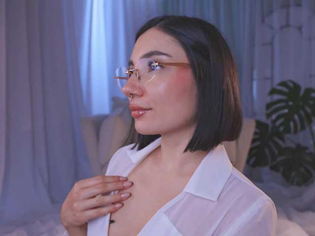 AmyArmstrong live cam on BongaCams