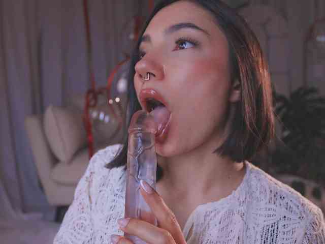AmyArmstrong Live Webcam on BongaCams