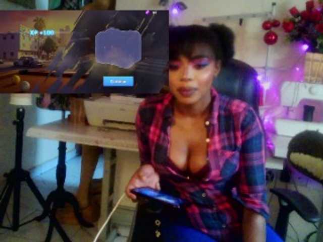 Lilianjackson webcam bongacams model stream image