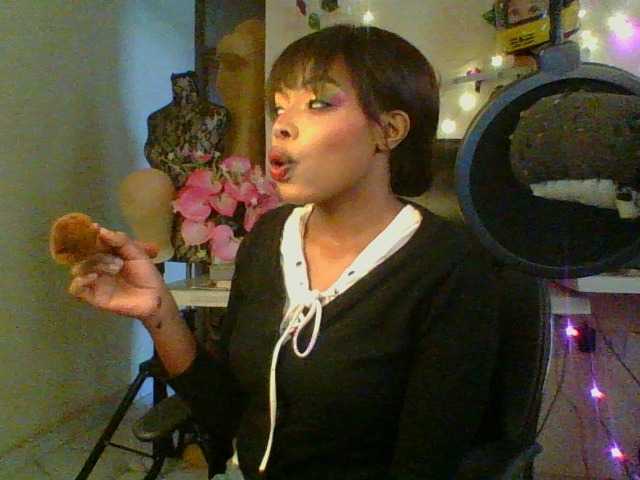 Lilianjackson's BongaCams show and profile