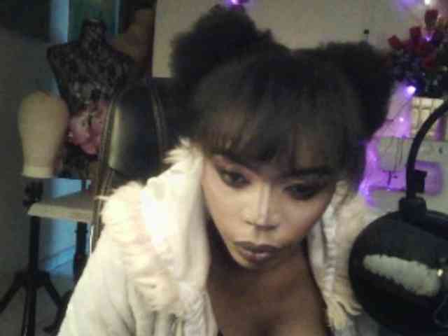 Model: Lilianjackson