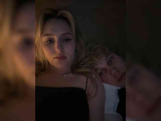 LoVvVit Sex Cam Show