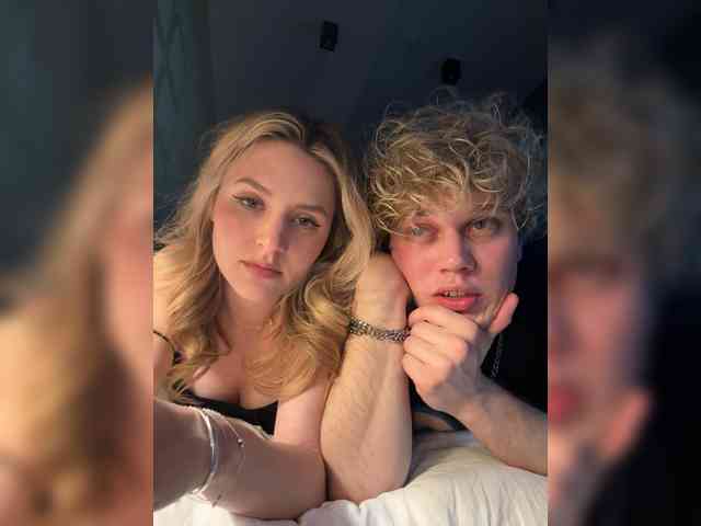 LoVvVit Sex Cam Show
