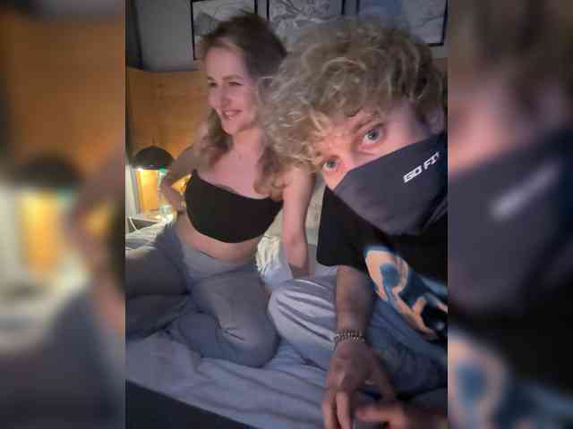 LoVvVit Sex Cam Show