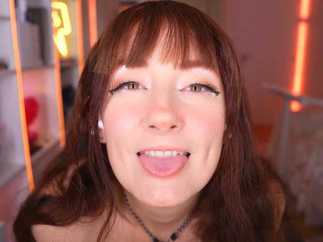 CissyGlitter live cam on BongaCams