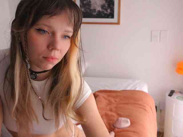 AyraLust webcam