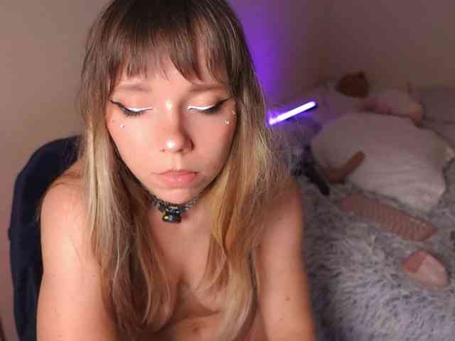 AyraLust webcam