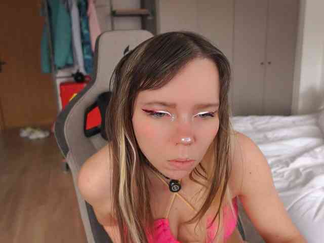 AyraLust webcam