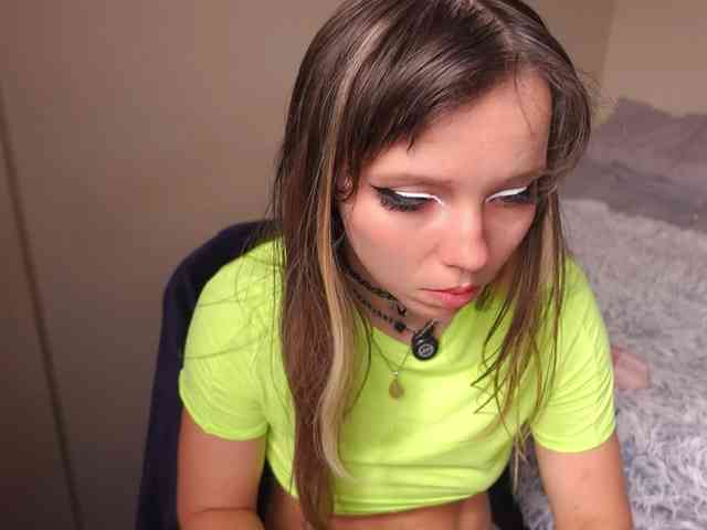 AyraLust webcam