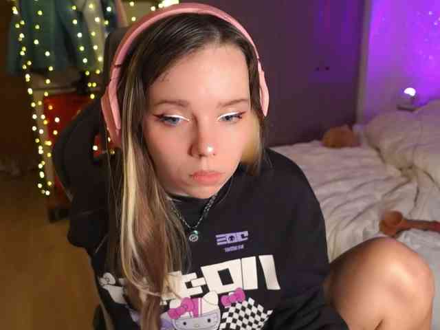AyraLust webcam