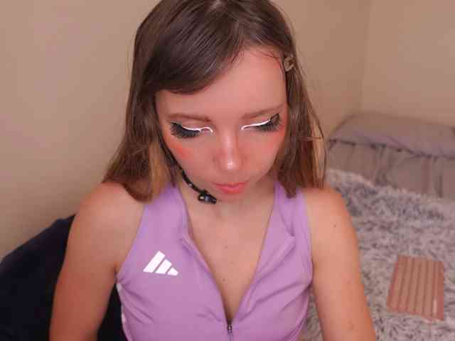 AyraLust webcam
