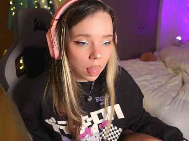 AyraLust webcam