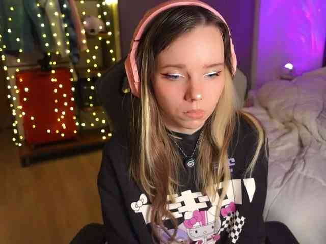AyraLust webcam