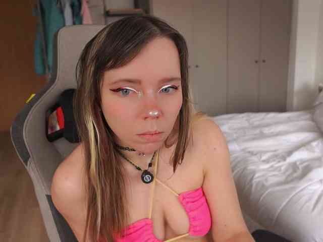 AyraLust webcam