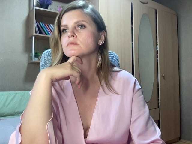 AnitaGlamorX