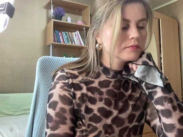AnitaGlamorX